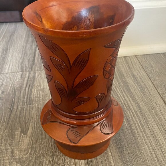 Polynesian Wooden Vase - Picture 2 of 11